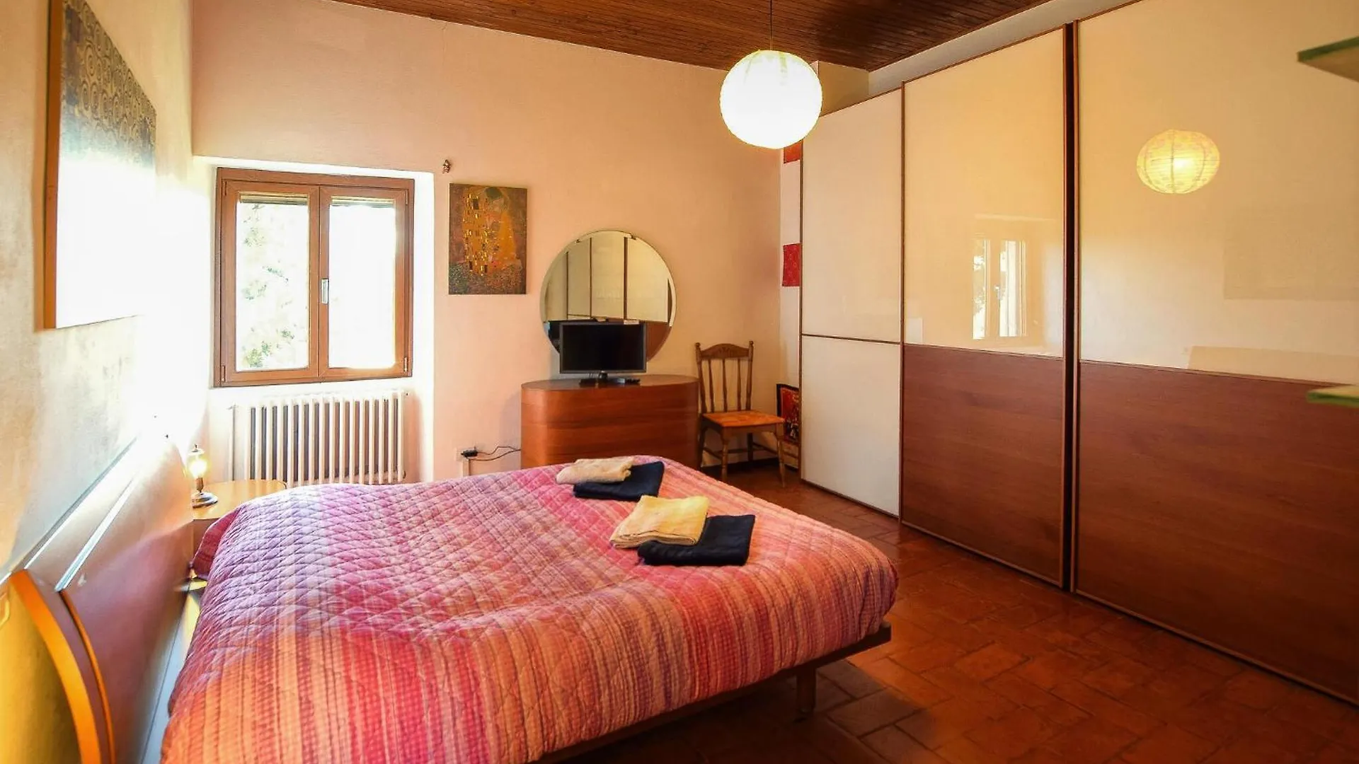 Stunning Home In Arezzo With Kitchen Holiday home
