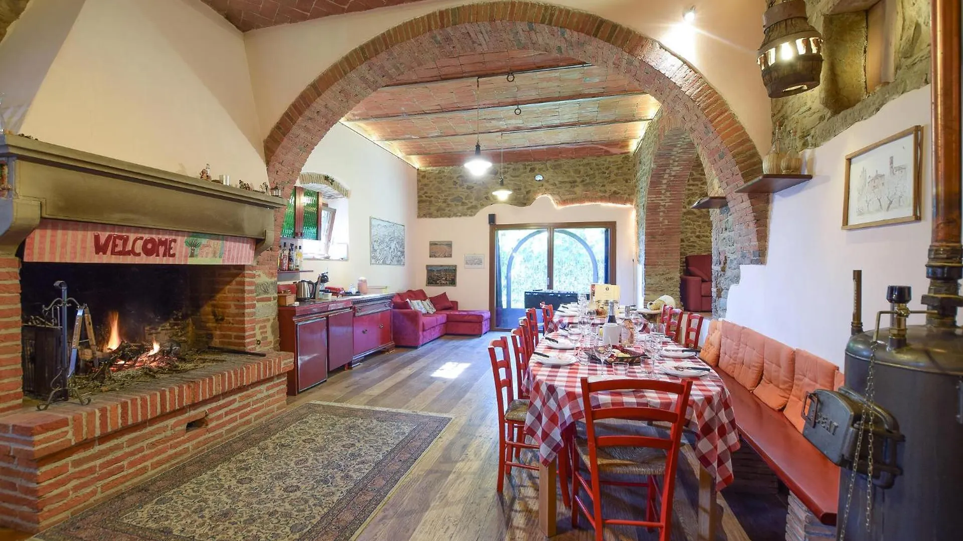 Holiday home Stunning Home In Arezzo With Kitchen Italy