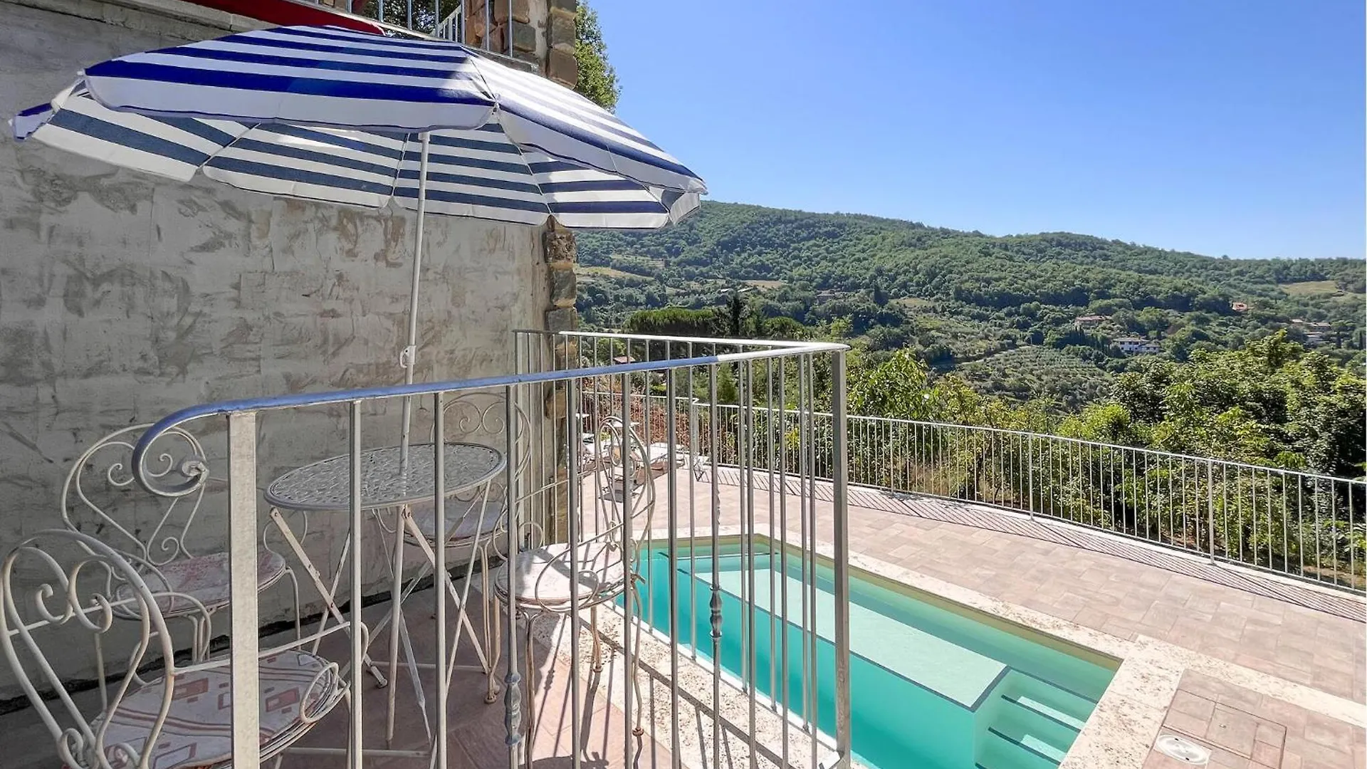 Holiday home Stunning Home In Arezzo With Kitchen