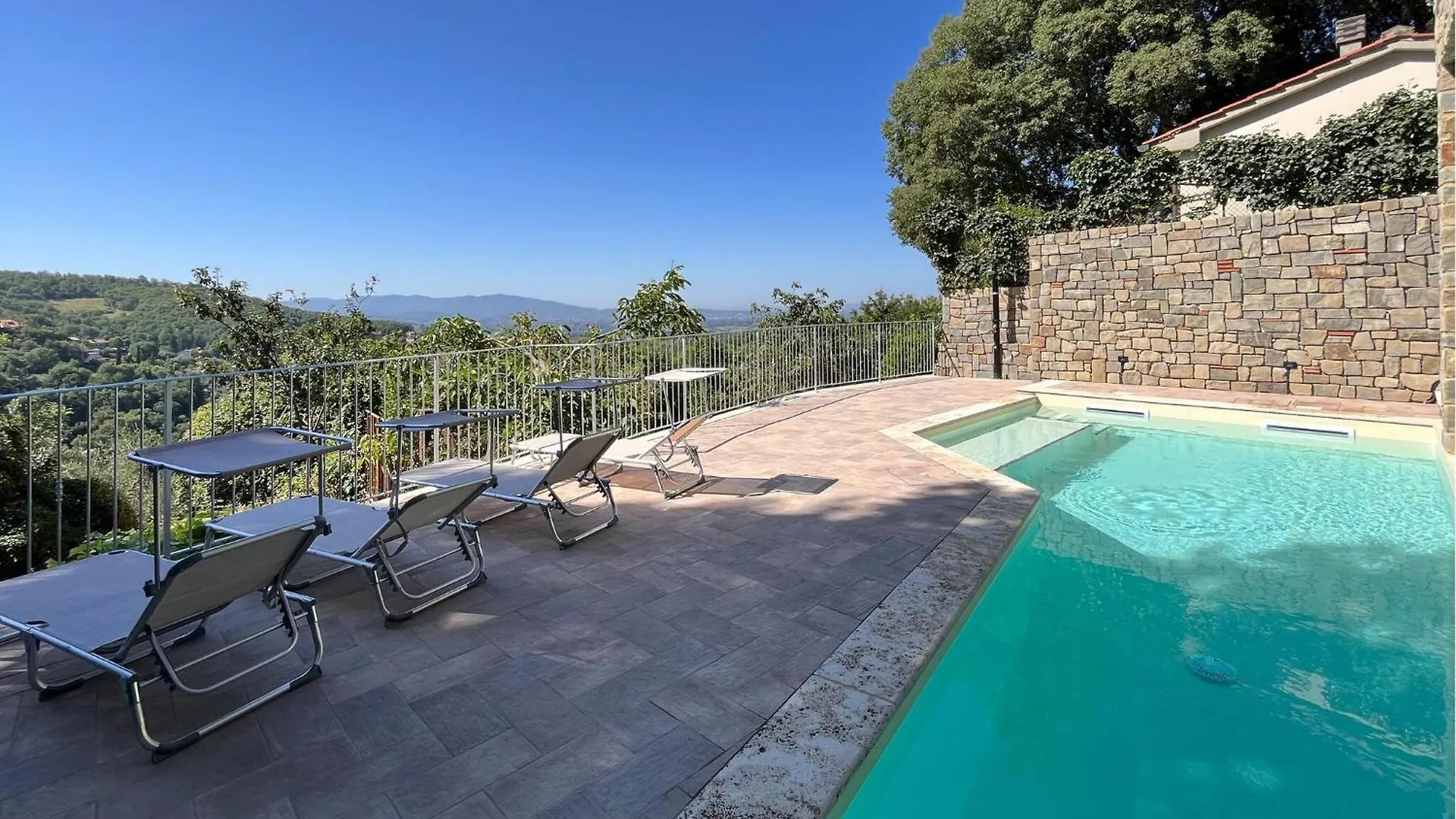Stunning Home In Arezzo With Kitchen Italy