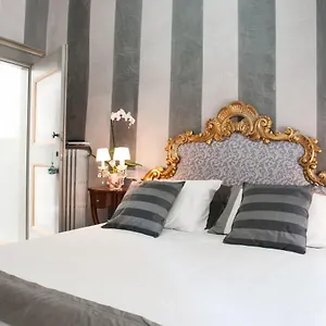 Guest house Bibi Boutique Deluxe Cartazucchero & Cioccolato, Arezzo