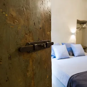 Il Piccolo Cavour Charming House Alojamento de Acomodação e Pequeno-almoço