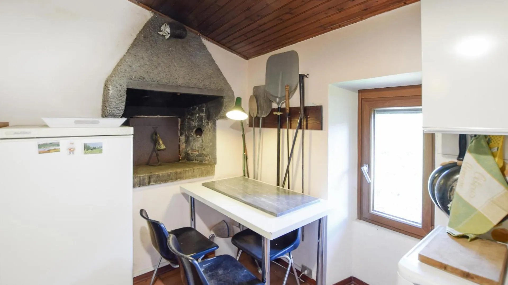 Holiday home Stunning Home In Arezzo With Kitchen