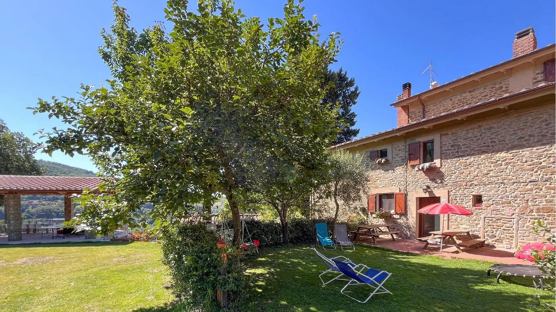 Stunning Home In Arezzo With Kitchen